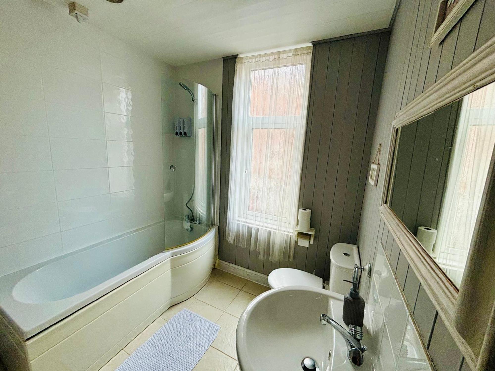 Le Papillon Hotel Blackpool Extérieur photo